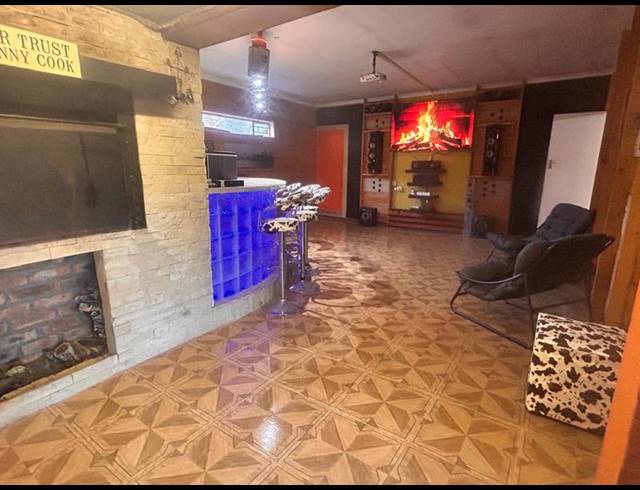 4 BEDROOM HOUSE FOR SALE IN MEYERVILLE